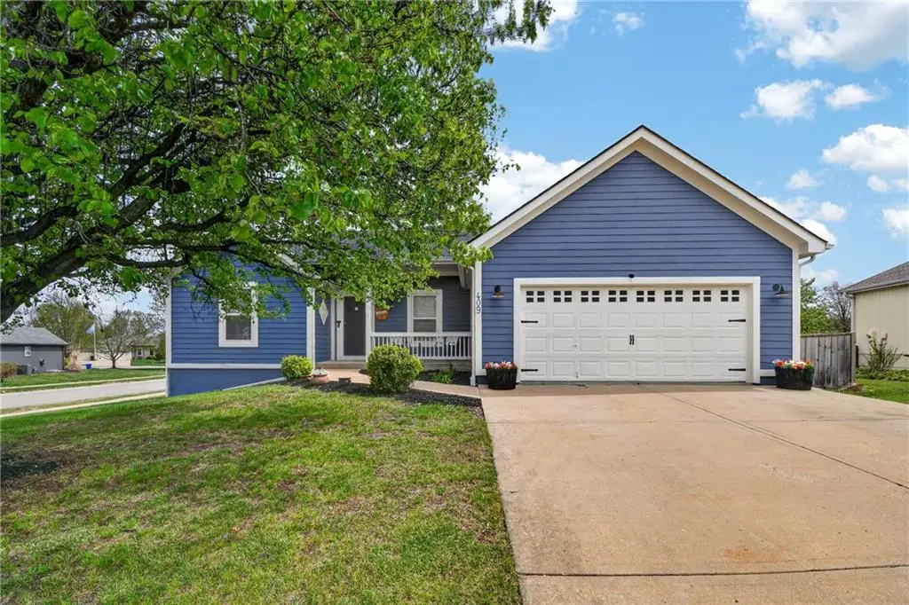 409 S Pumpkin Ridge Circle, Gardner, KS 66030 - #1