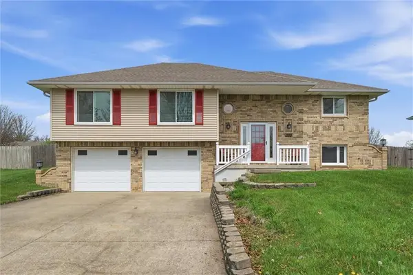 1305 Sam Den Circle, Cameron, MO 64429