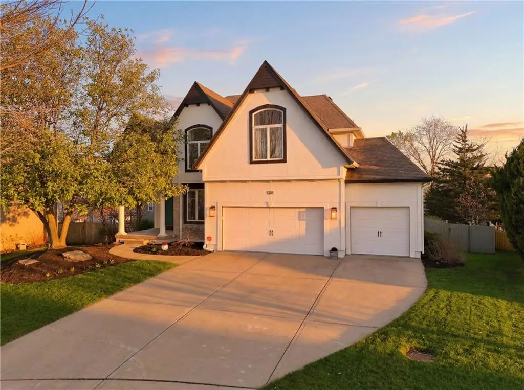 16216 Ash Street, Overland Park, KS 66085 - #1