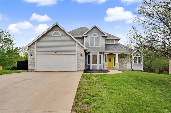 414 Flame Way, Baldwin City, KS 66006