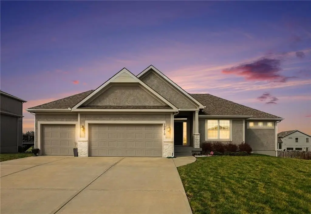 10810 N Virginia Avenue, Kansas City, MO 64155 - #1