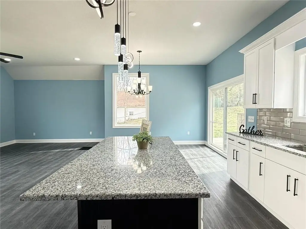 2538 Roe Lane, Kansas City, KS 66103 - #1