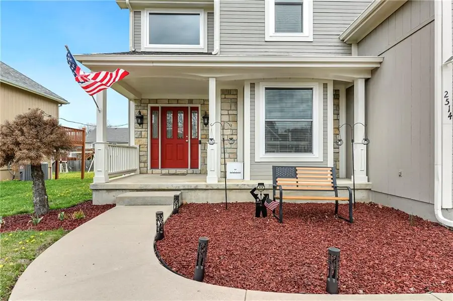 2514 S 24th Street, Leavenworth, KS 66048 - #2