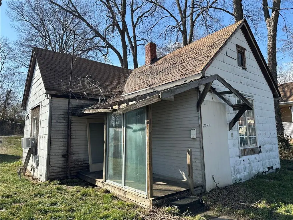 2522 S 18th Street, Saint Joseph, MO 64503 - #1