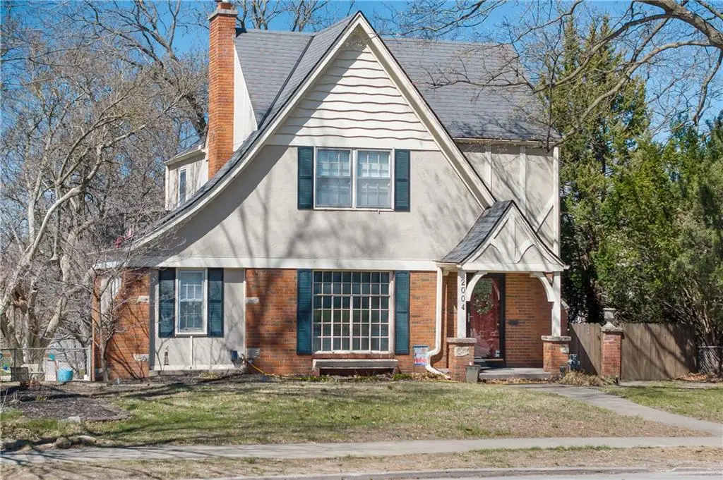 2004 Ashland Avenue, Saint Joseph, MO 64506 - #1