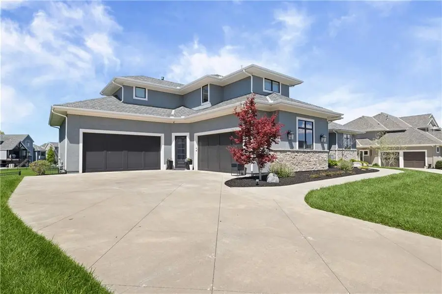 10710 W 173rd Terrace, Overland Park, KS 66221 - #3