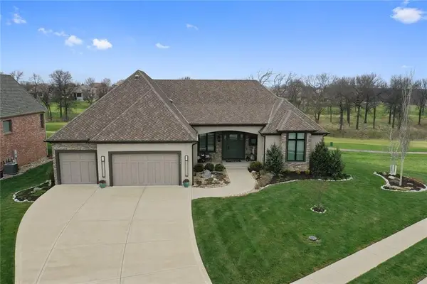 10439 N St Clair Avenue, Kansas City, MO 64154