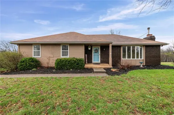 17139 SE State Route Y Highway, Dearborn, MO 64439