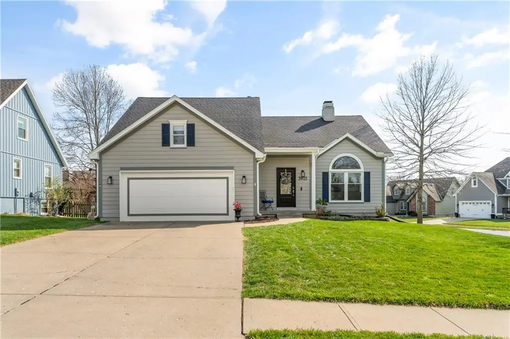 3925 SW Windsong Drive Sw, Lees Summit, MO 64082 - #1