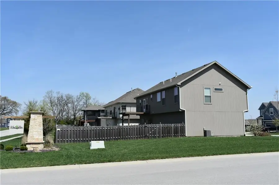 1640 Shadow Drive, Leavenworth, KS 66048 - #2