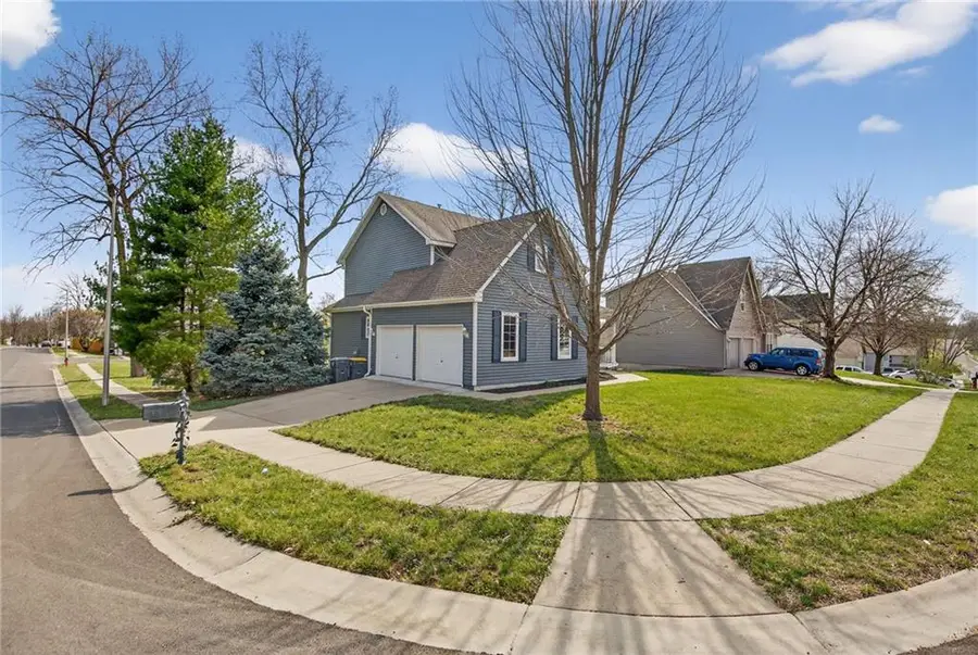 10001 NW 87th Street, Kansas City, MO 64153 - #3