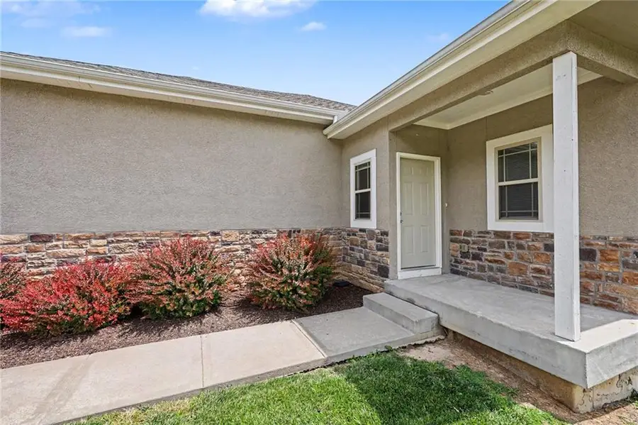 635 N 74th Street, Kansas City, KS 66112 - #3
