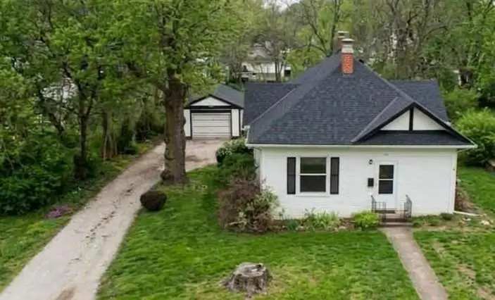 605 E Lexington Street, Richmond, MO 64085 - #1