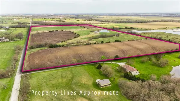 3850 Thomas Road, Wellsville, KS 66092