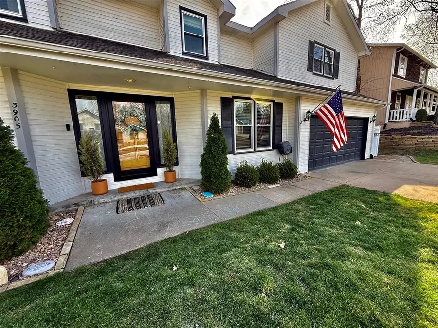 3905 W 8th Street, Lawrence, KS 66049 - #3