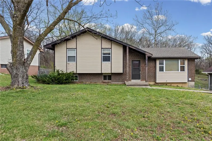 4819 N Revere Street, Kansas City, MO 64151 - #3