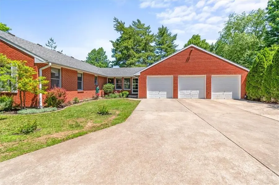 601 Darrow Street, Warrensburg, MO 64093 - #3