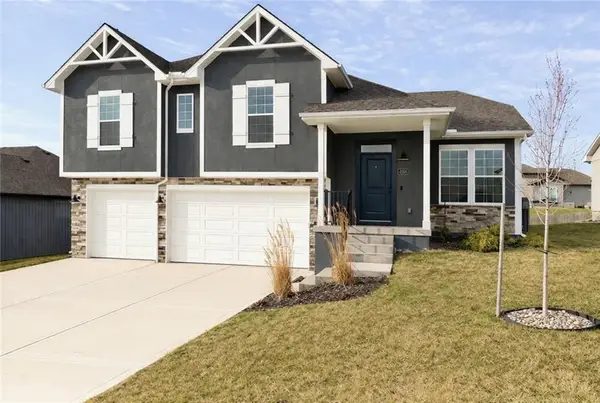 4003 NW 95th Terrace, Kansas City, MO 65154