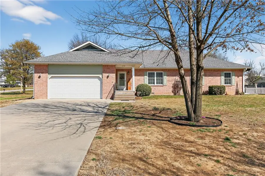 2136 North 8th Street, Independence, KS 67301 - #3