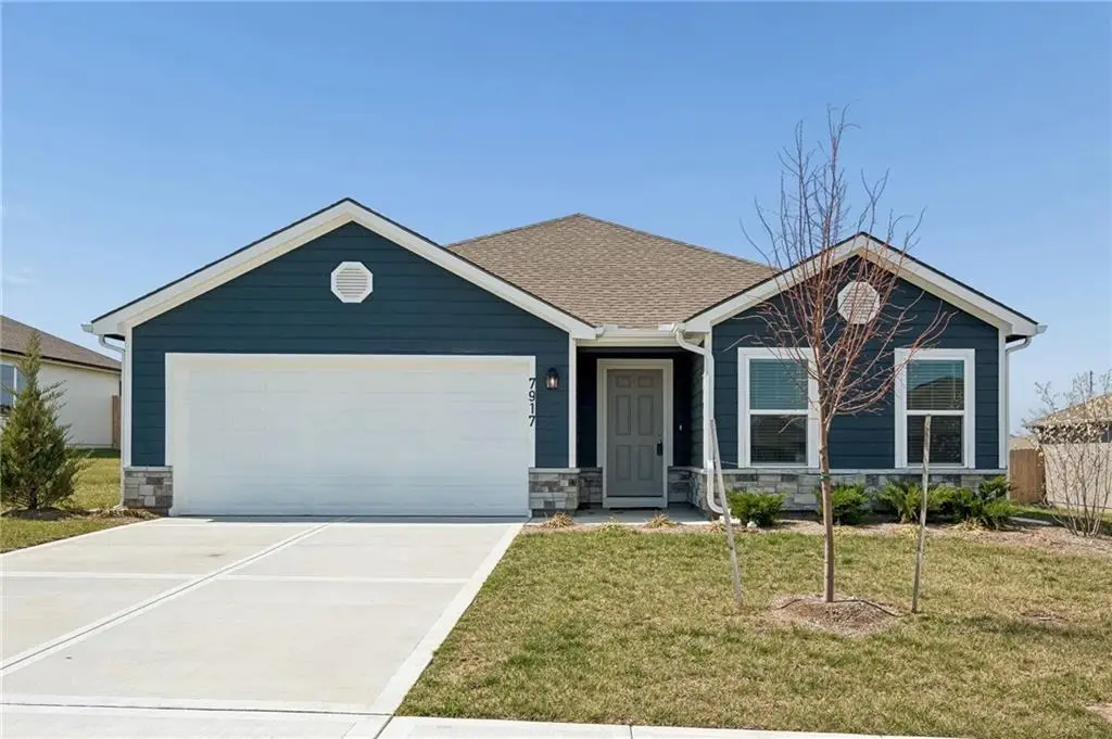7917 SE 5th Terrace, Blue Springs, MO 64014 - #1