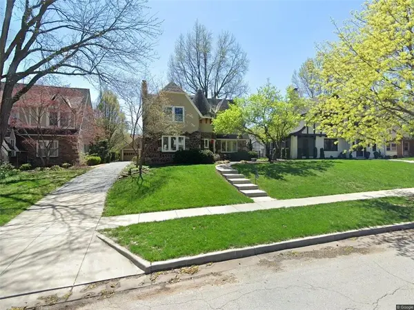 631 W 69th Terrace, Kansas City, MO 64113