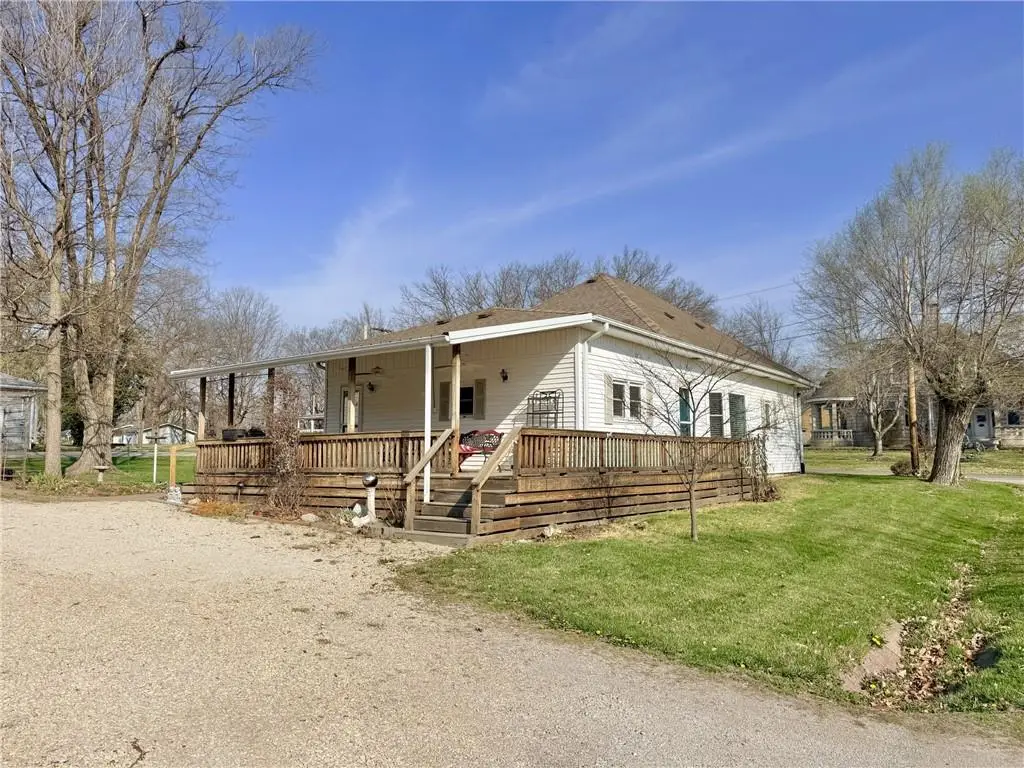 1310 E 13th Court, Trenton, MO 64683 - #1