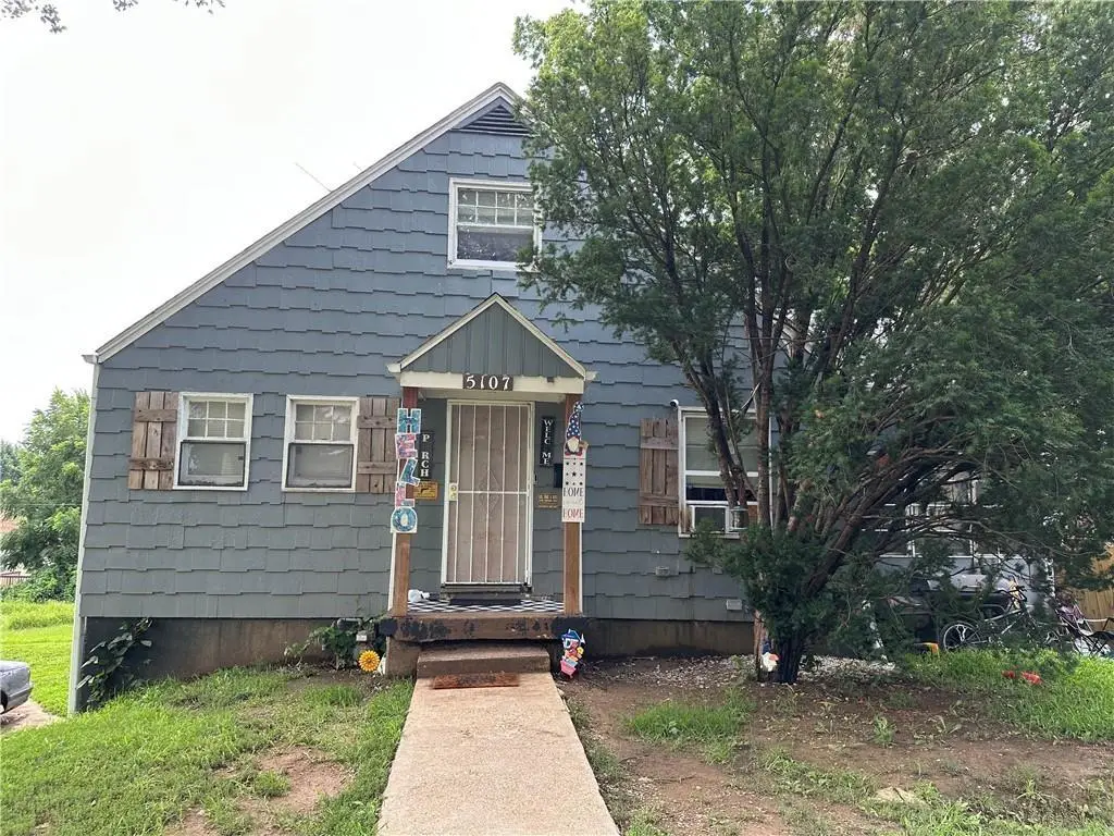 5107 E 40th Street, Kansas City, MO 64130 - #1