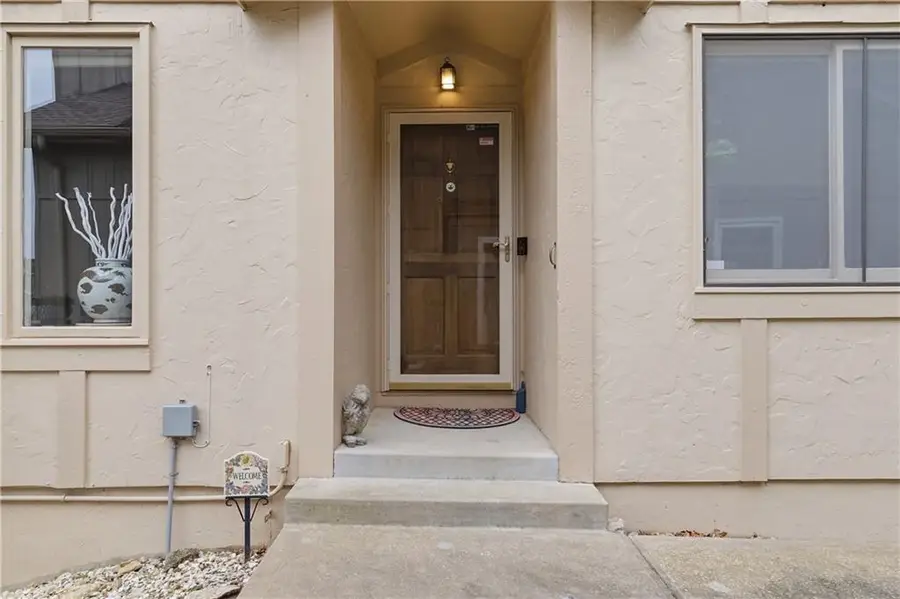 12025 Hemlock Street, Overland Park, KS 66213 - #2