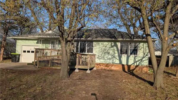 209 S West Haven Road, El Dorado Springs, MO 64744