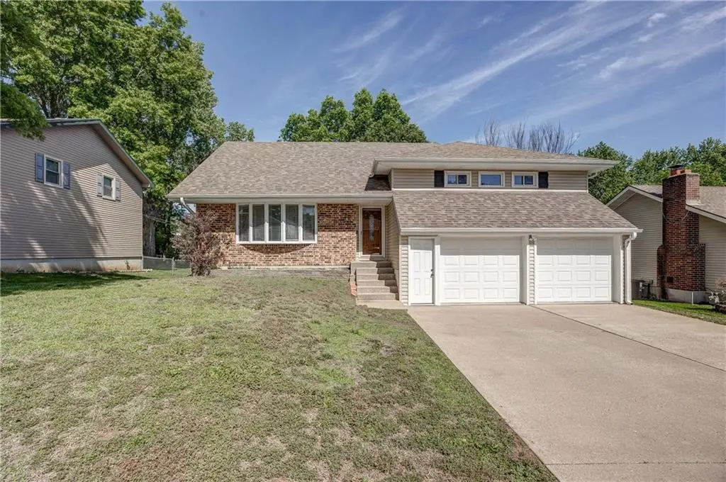 1215 Patterson Street, Leavenworth, KS 66048 - #1