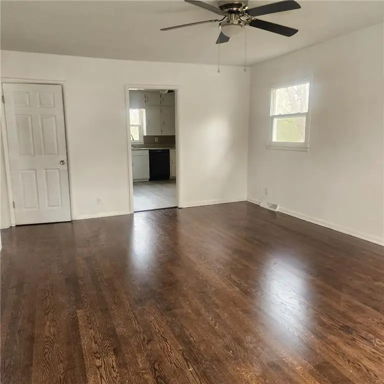 2524 Race Avenue, Independence, MO 64052 - #3