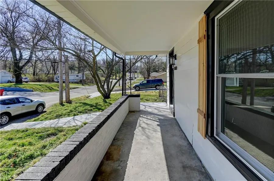 1020 S Mccoy Street, Independence, MO 64050 - #3