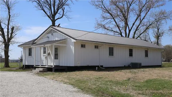 13975 NW 31 Highway, Garnett, KS 66032