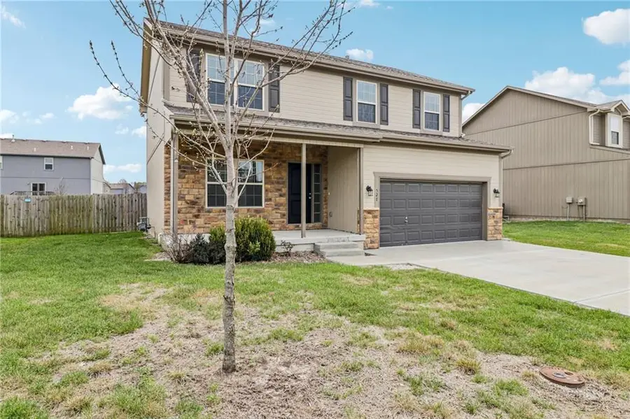 527 S Poplar Street, Gardner, KS 66030 - #2