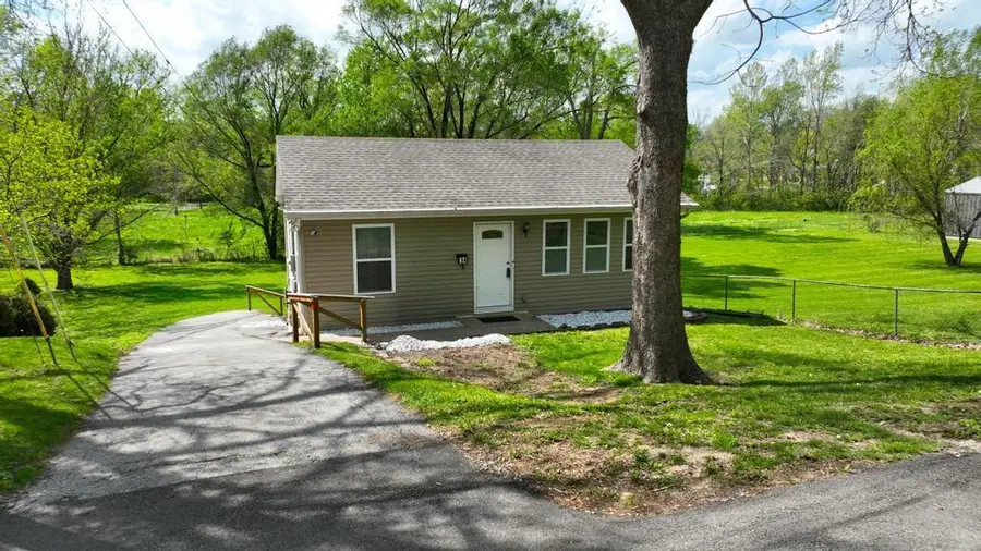 2514 S Race Avenue, Independence, MO 64052 - #2