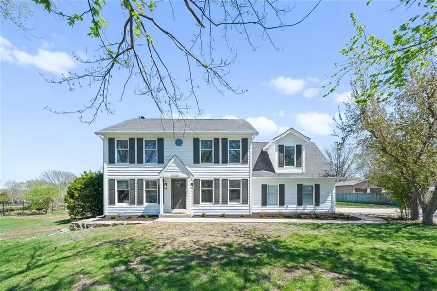 15327 Oakmont Street, Overland Park, KS 66221 - #3