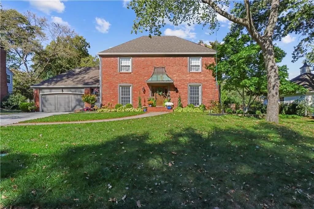 4404 W 91st Street, Prairie Village, KS 66207 - #1