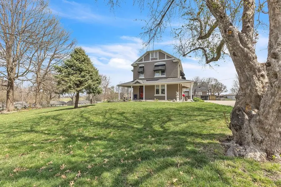 3339 Hill Road, Saint Joseph, MO 64506 - #2