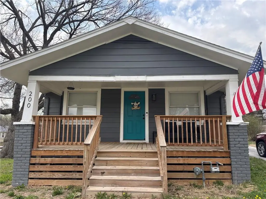 200 E Whittier Street, Claycomo, MO 64119 - #1