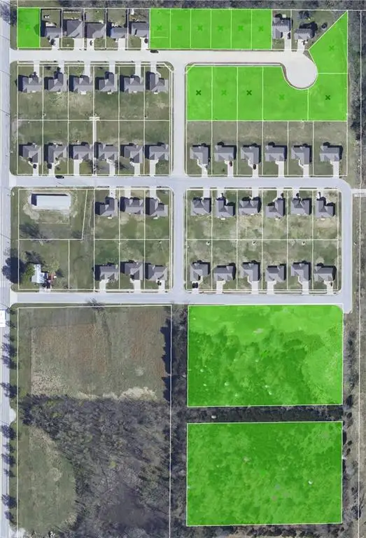 102 E John Street, Coffeyville, KS 67337 - #1