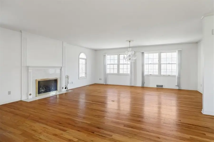 4808 W 81st Street, Prairie Village, KS 66208 - #3