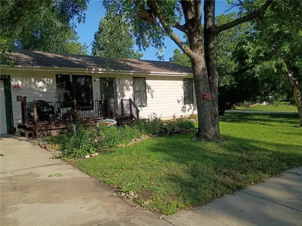 202 E 4th Street, Edgerton, KS 66021
