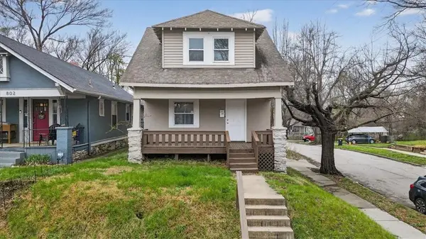 800 Bales Court, Kansas City, MO 64124