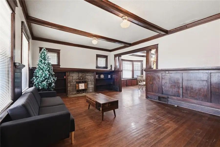 4230 Locust Street, Kansas City, MO 64110 - #3