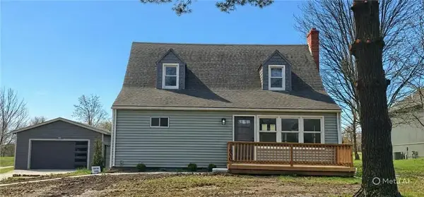 1600 Country Club Drive, Pleasant Hill, MO 64080