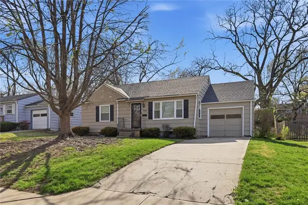 7824 Juniper Street, Prairie Village, KS 66208