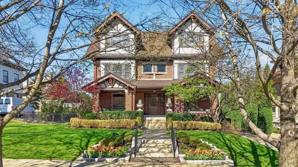 3666 Belleview Avenue, Kansas City, MO 64111