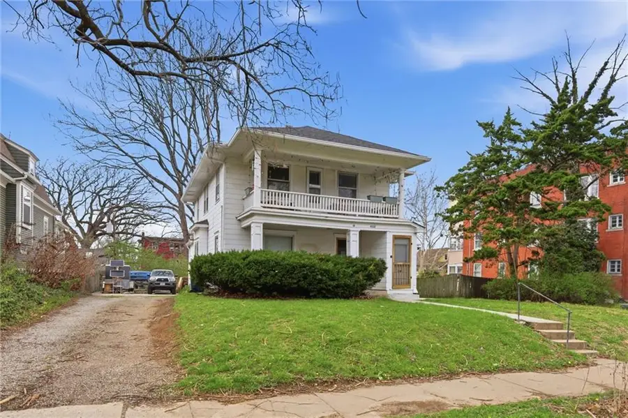 4008 Charlotte Street, Kansas City, MO 64110 - #3