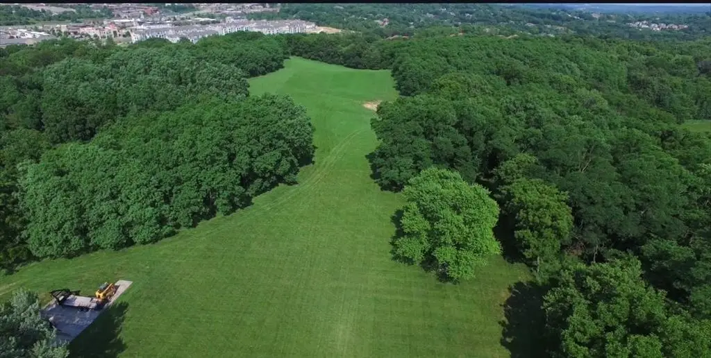 6121 NW Klamm Road, Kansas City, MO 64152 - #1