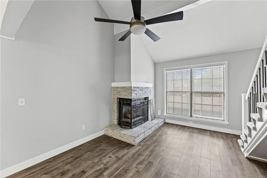 11903 W 58th Unit H Place #H, Shawnee, KS 66216 - #2